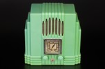 AWA Fisk Radiolette ’Empire State’ Radio in Jade Green Plaskon