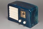 Emerson AX-235 ’Little Miracle’ Catalin Radio in Marbleized Blue