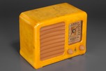 Emerson BM258 Big Miracle Catalin Radio in Warm Yellow w/ Tan