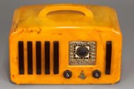 Emerson EP375 Catalin 5+1 Radio in Butterscotch + Brown with Handle