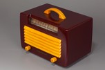 General Electric L-572 Catalin Radio in Maroon + Butterscotch