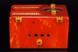 Tom Thumb ’Oval-Dial’ Catalin Radio 955 in Red - Rare Color