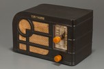 Unusual Tom Thumb ’Deco’ Radio in Brownish-Grey Painted Metal